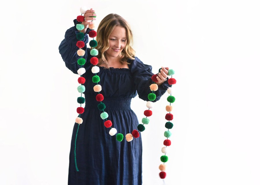 Home Coton Colors by Laura Johnson | Christmas In The Village Pom Pom Garland